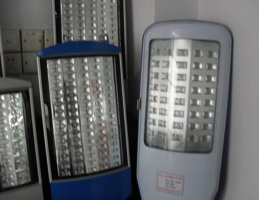 LED·ƾ15W\20W\30W