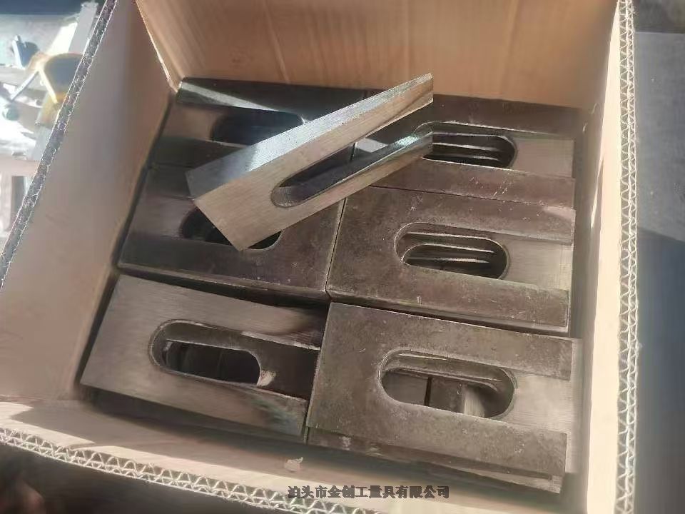 厂家直销现货供应斜铁诚信厂家