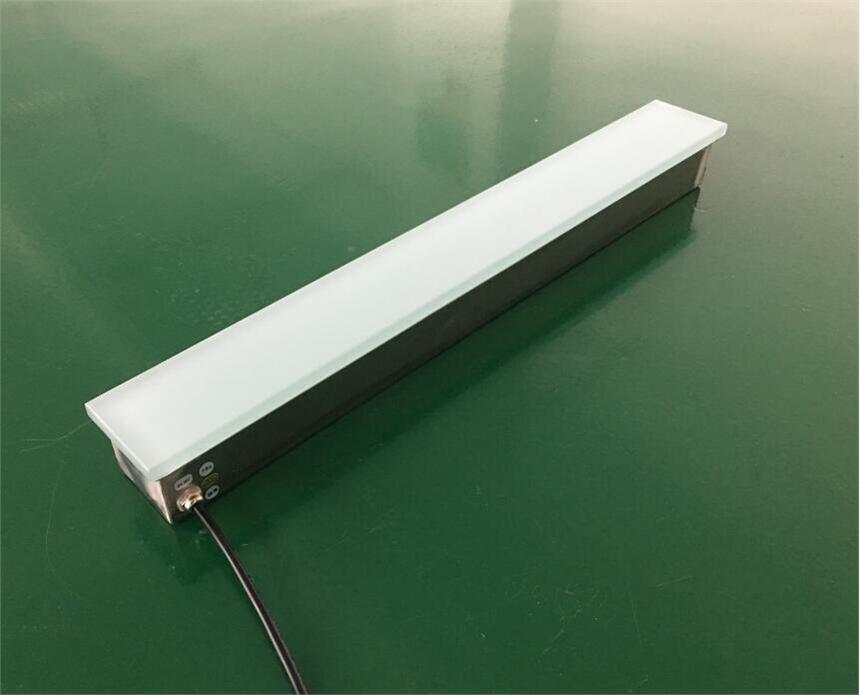 㳡ש LED